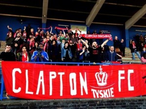 clapton fans at mile end crowd 195